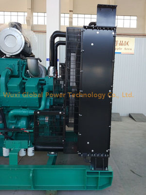 650 KVA / 520 KW Cummins Open Diesel Generator Set 50 HZ / 60 HZ Customized By Water Cooled supplier